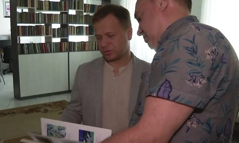 «Катунь 24» подарила книги и журналы Озёрскому психоневрологическому интернату 