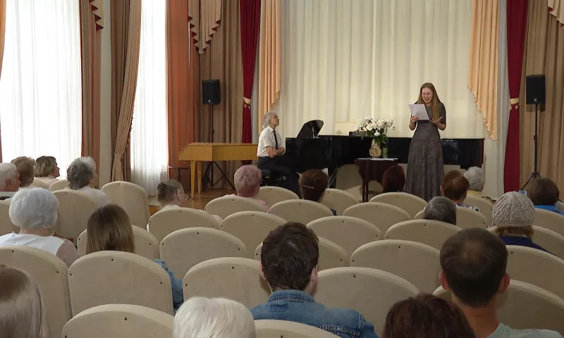 День рождения Роберта Рождественского отметили в Барнауле