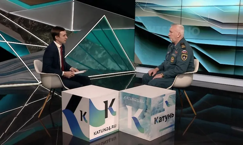 О безопасности на воде в период паводка для жителей Алтайского края рассказал эксперт