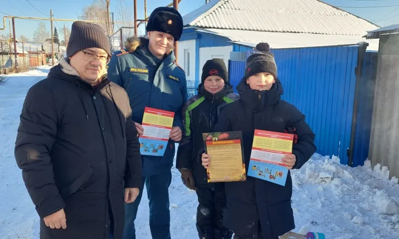 В Барнауле сотрудники ГОЧС установили 46 пожарных пожарных извещателей