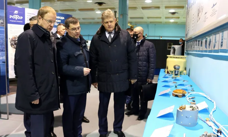 Полпред президента Анатолий Серышев посетил завод «Ротор» в Барнауле