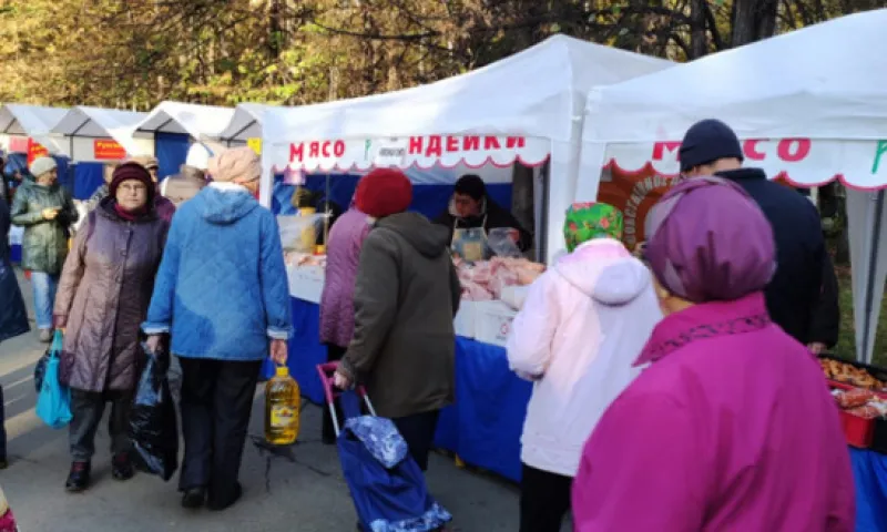 На продовольственных ярмарках в Барнауле продали товара почти на 103 миллиона рублей
