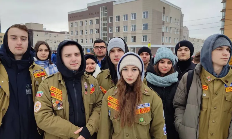 В Алтайском государственном медицинском университете прошёл митинг-концерт в поддержку СВО