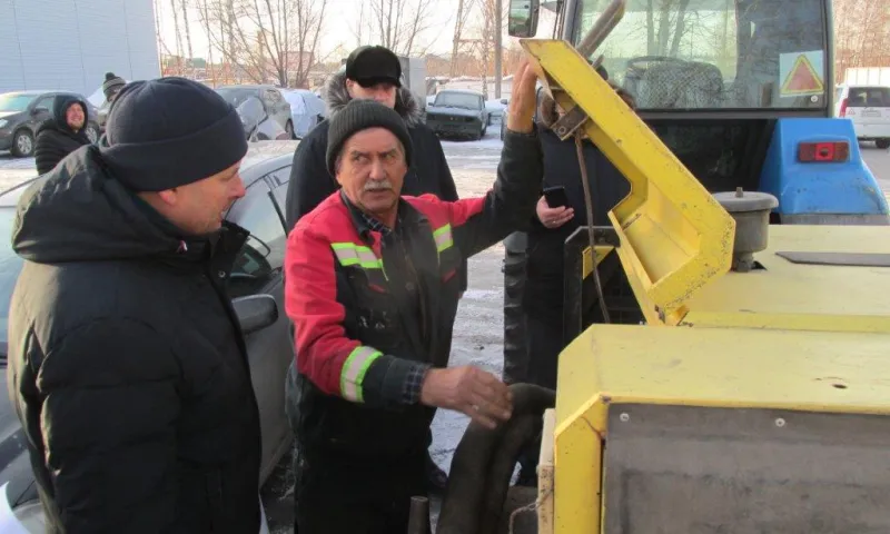 Смотры техники начались в Барнауле для подготовки к паводку