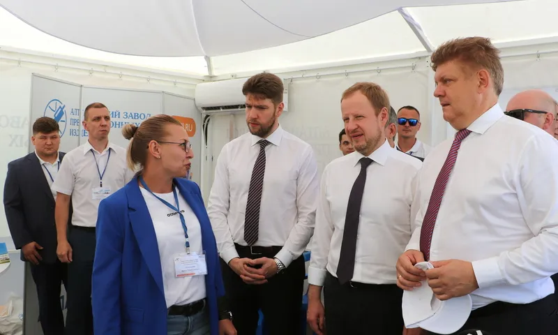 АЗПИ представил на форуме «День сибирского поля» новинки для крупнейших транспортных производителей