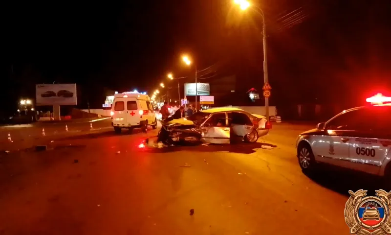 Девушка погибла в ночном ДТП в Барнауле