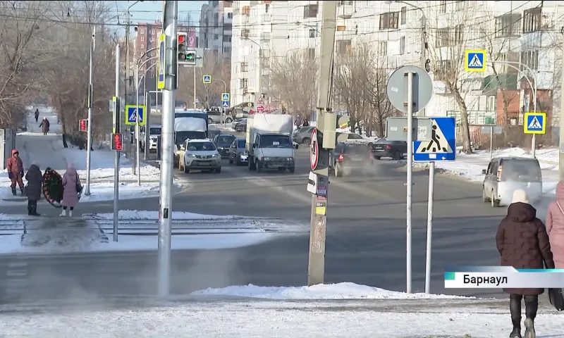 Интеллектуальную транспортную систему запустили на улицах Барнаула