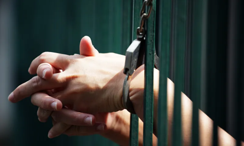 Жительница Заринска предстанет перед судом за нападение на полицейского 