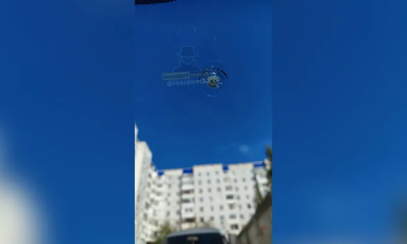 Пользователи соцсетей сообщили о неизвестном, стреляющем по ночам из окна в Барнауле