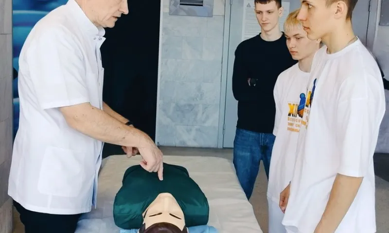 Как оказать первую помощь при остановке сердца, расскажут жителям Барнаула 