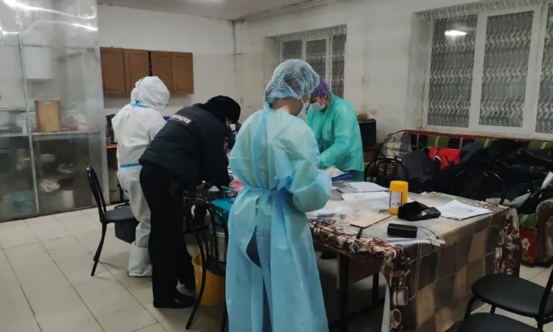 Массовое отравление постояльцев социального учреждения произошло в Калманском районе