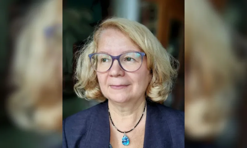 Алтайского искусствоведа наградили медалью «За труды в культуре и искусстве»