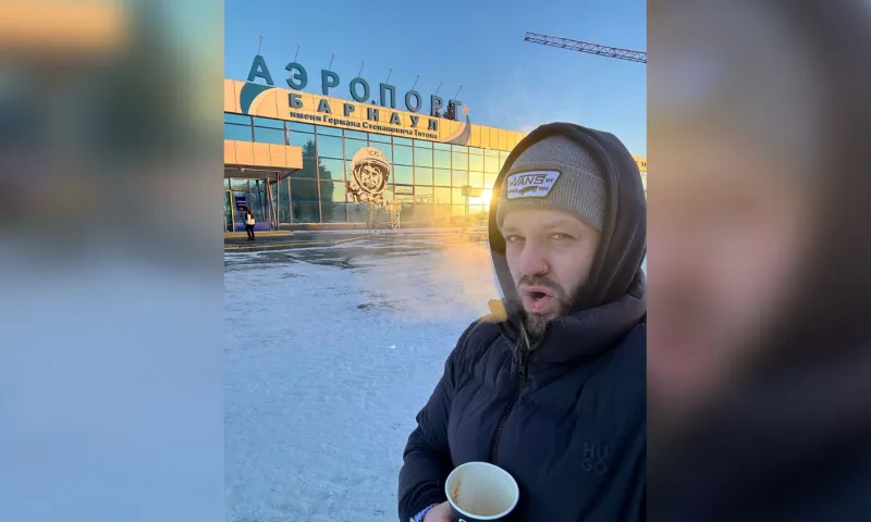 «Нет ничего лучше, чем идти по родным улицам»: певец Арсений Бородин поделился впечатлениями о Барнауле
