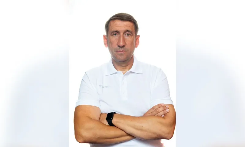 Главный тренер футбольного клуба «Динамо-Барнаул» покинул свой пост
