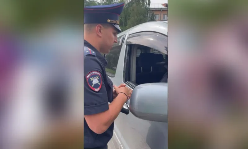Более 2000 нарушений правил перевозки детей зафиксировали в Барнауле