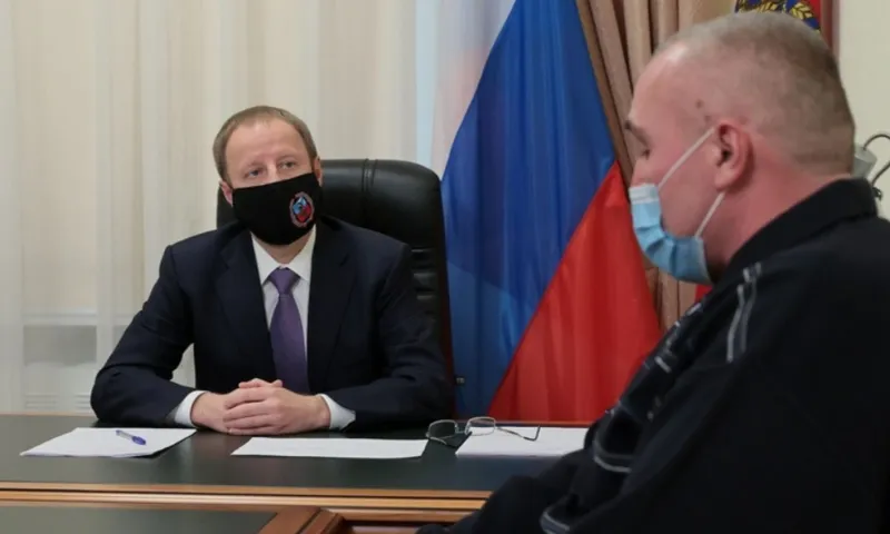 Виктор Томенко провел личный прием граждан по поручению президента России