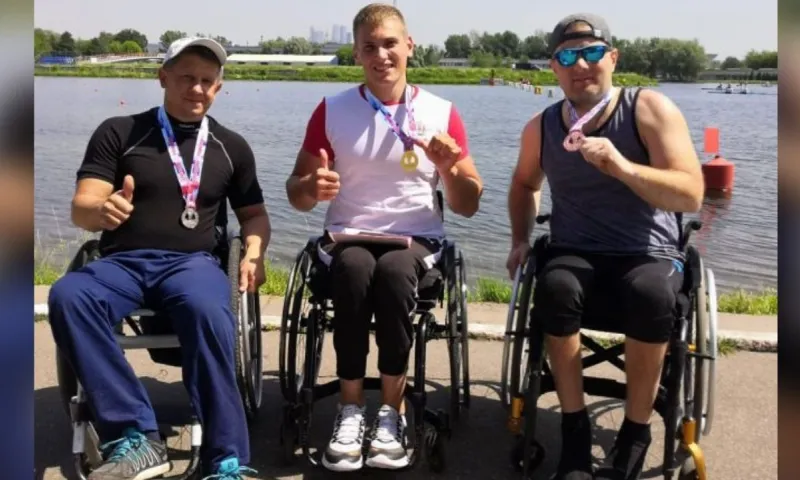 Барнаульский инваспортсмен завоевал серебро на чемпионате России по гребле на байдарках и каноэ