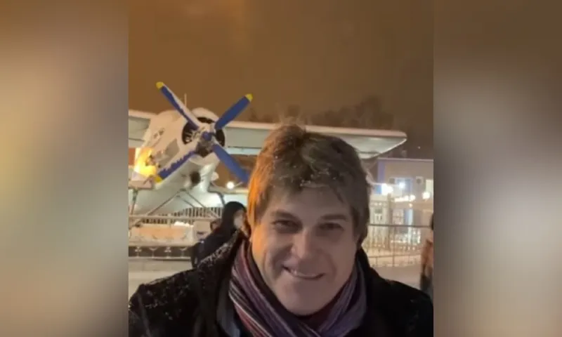 «Да здравствует Барнаул!»: Алексей Глызин посетил краевую столицу