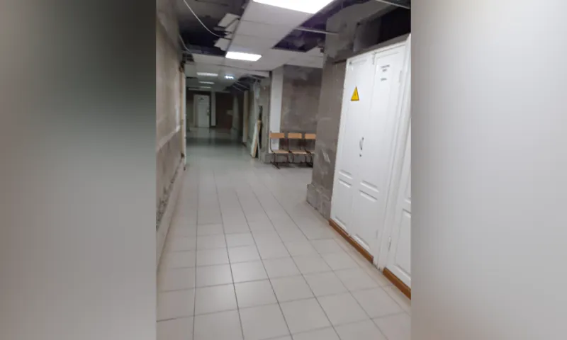 В заринской детской поликлинике начался капитальный ремонт