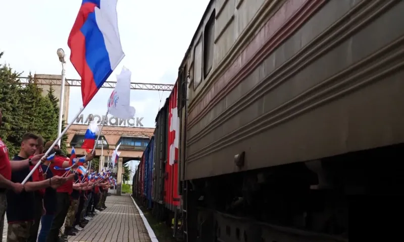 «Поезд помощи Донбассу» прибыл в ДНР