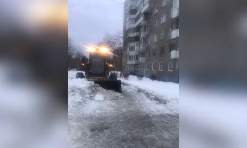 На улицах Барнаула нашли больше 120 нарушений при уборке снега