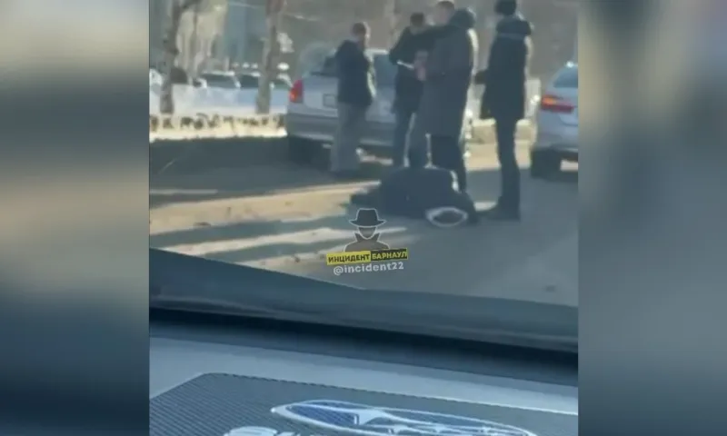 В центре Барнаула сбили пешехода