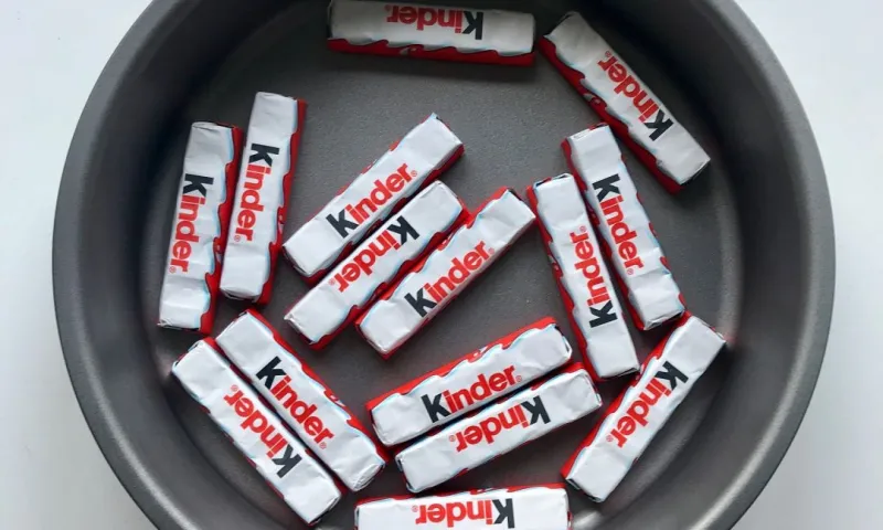 Роспотребнадзор предупредил о наличии опасных бактерий в продукции Kinder