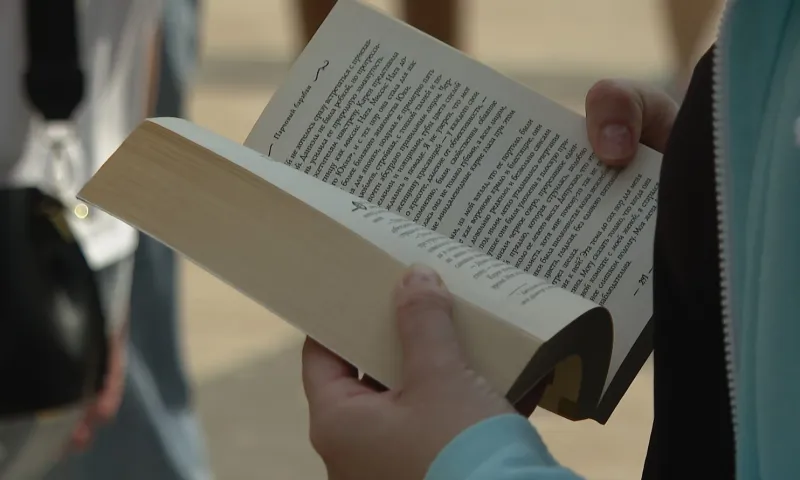 Почти 19 млн рублей направят на закупку новых книг в библиотеки Алтайского края