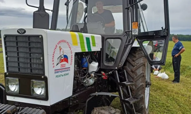 В чемпионате России по пахоте примет участие механизатор из Алтайского края