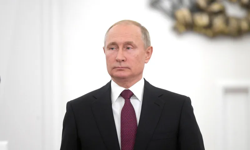 Владимир Путин наградил жителей Алтайского края государственными наградами