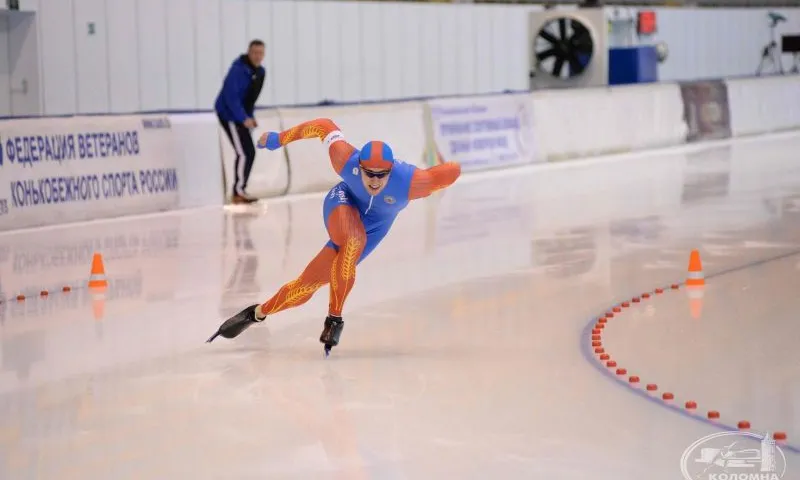 Алтайский спортсмен стал двукратным чемпионом России по конькобежному спорту на отдельных дистанциях
