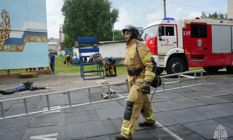 Лучшего пожарного выберут завтра в Барнауле 