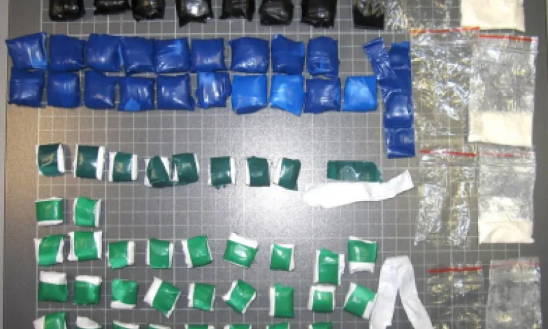 Полицейские изъяли около 170 граммов запрещенных веществ в Барнауле