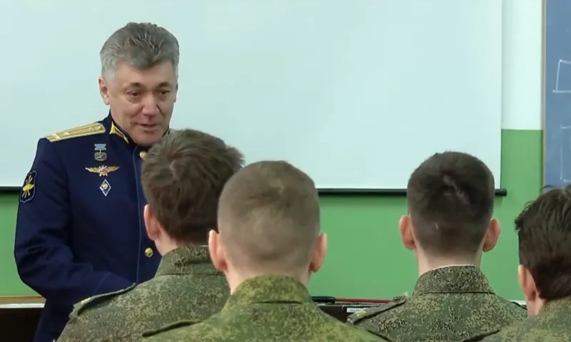 Герой России Сергей Демьяненко встретился со студентами Алтайского технического университета
