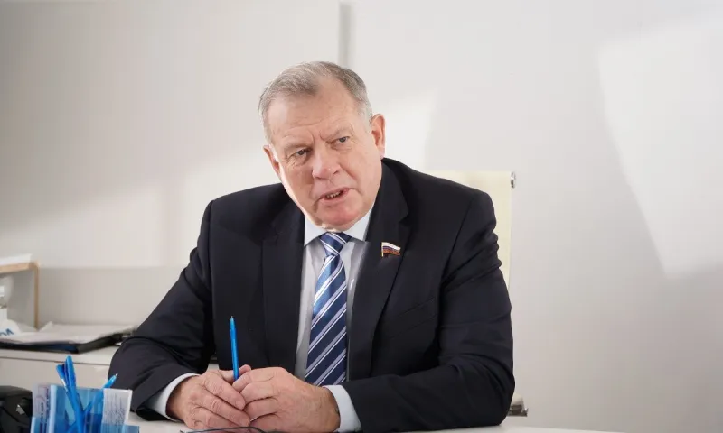 Депутат Госдумы Иван Лоор: Аграрии смогут обновить технику при поддержке государства