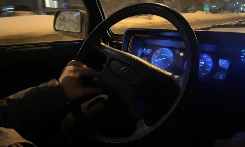 Виновника ДТП с поддельными правами задержали в Новоалтайске