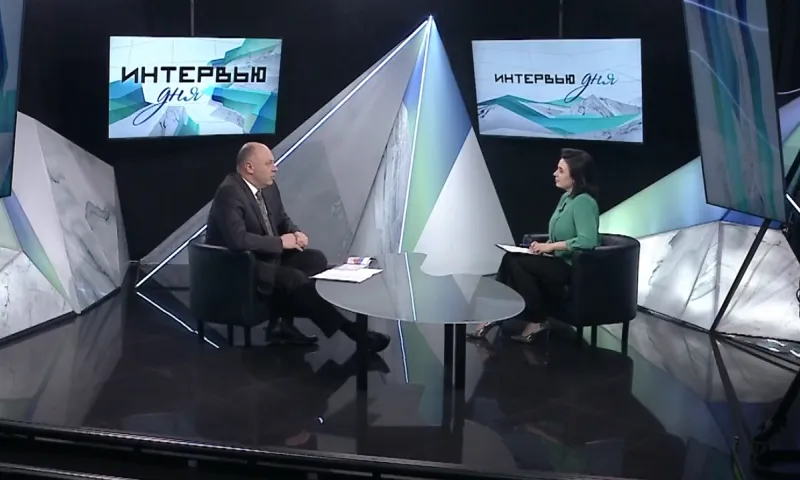 «Интервью дня»: министр финансов Алтайского края Данил Ситников