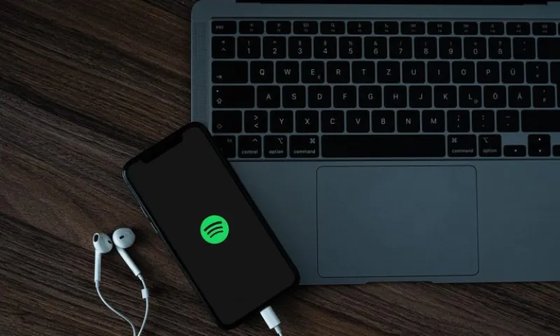 СМИ: Spotify уходит из России