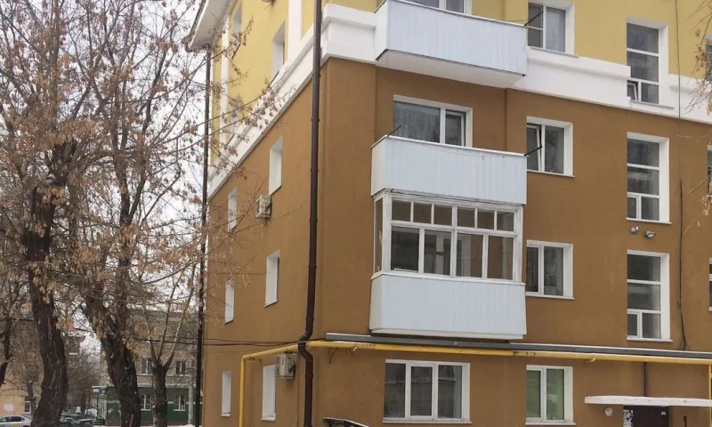 «Подвал топит кипятком»: жители барнаульской пятиэтажки жалуются на недоделанный ремонт