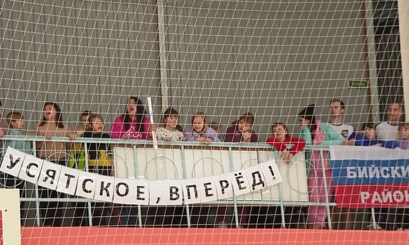 Гандболисты из Алтайского края провели домашнюю серию игр в Первой лиге чемпионата России