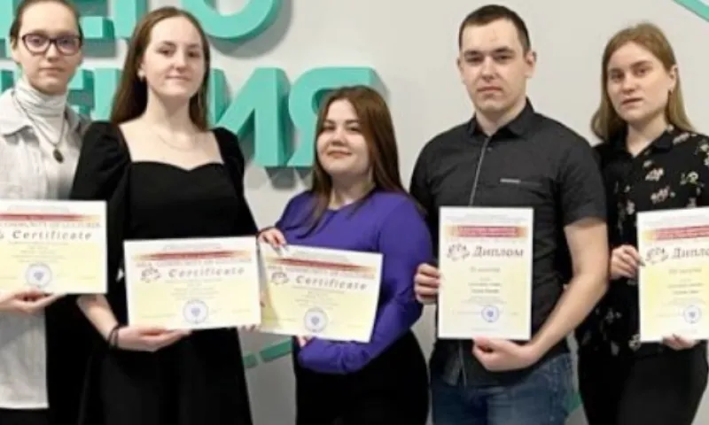 Студенты Алтайского края стали призёрами Международной художественной виртуальной выставки