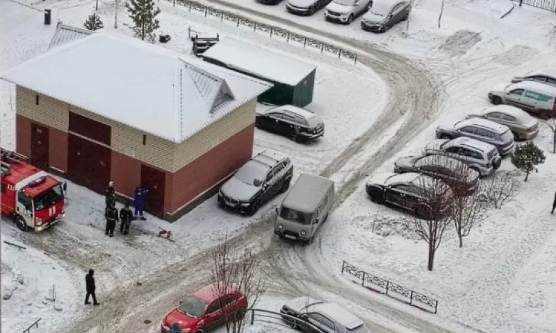 Жители одного из барнаульских кварталов остались без света из-за аварии