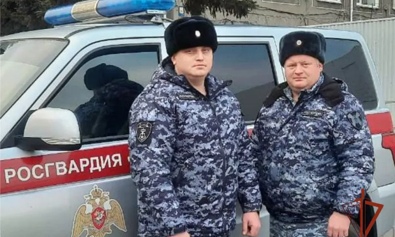 Росгвардейцы спасли пенсионерку при пожаре в Новоалтайске