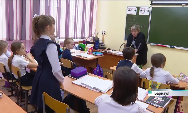 Капитальный ремонт начался сразу в трёх школах Барнаула