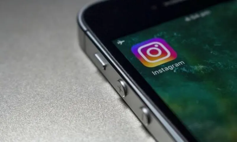 В Instagram можно будет выкладывать длинные истории