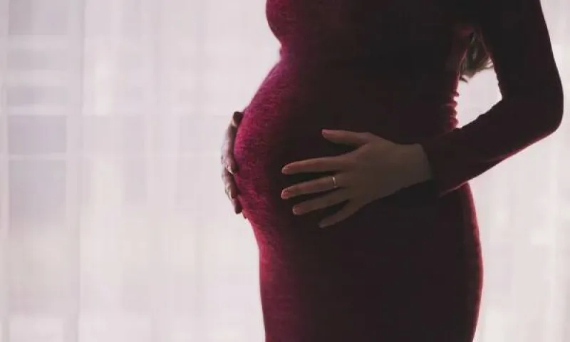 Эксперт рассказала, во сколько лет россиянки рожают первого ребенка