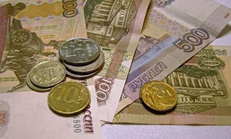 Стало известно, когда поступит в обращение новая сторублёвая купюра