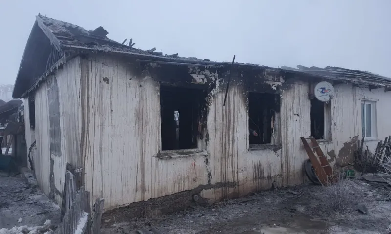 Трое детей погибли при пожаре в Алтайском крае