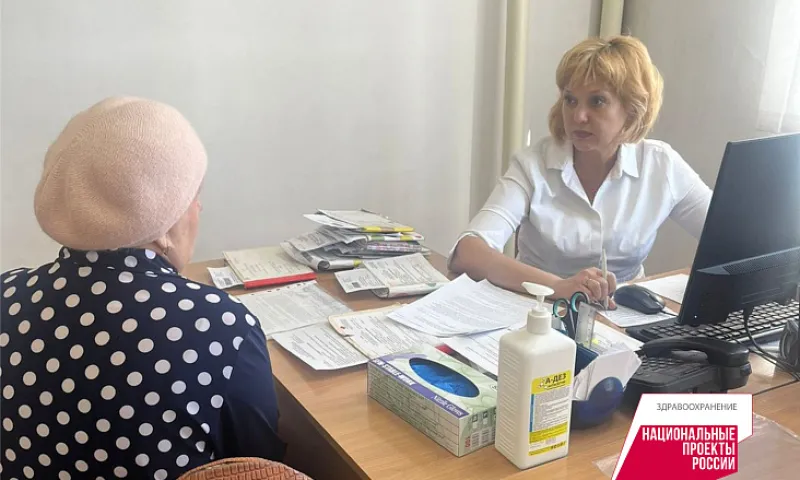 Специалисты алтайского онкопатруля провели осмотр жителей Камня-на-Оби 