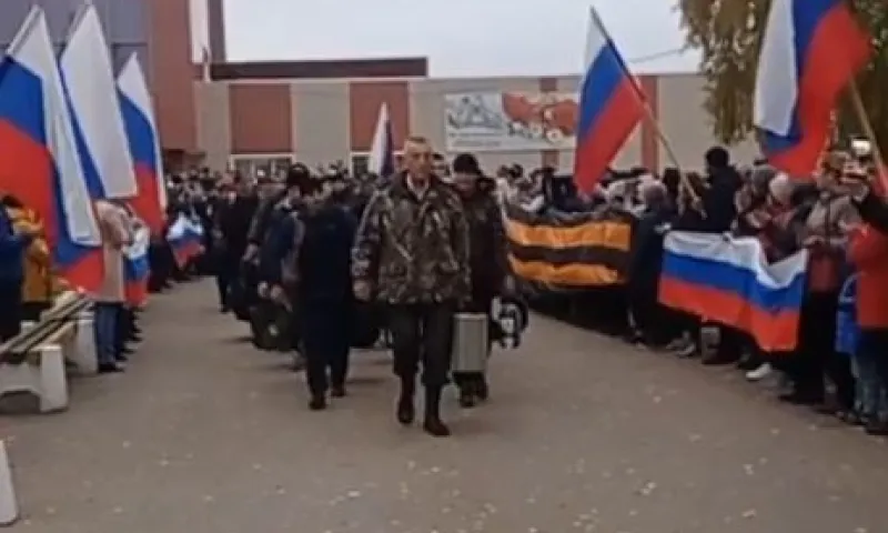 В районах Алтайского края продолжается отправка мобилизованных граждан